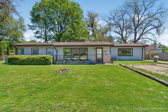 property at 41557 N Illinois St