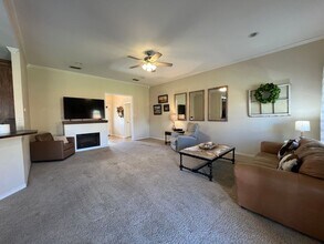 1535 Glenwood Dr in Stephenville, TX - Building Photo - Building Photo