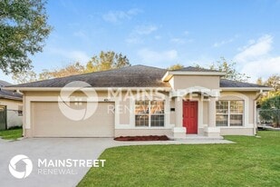4042 18th Ave S in St. Petersburg, FL - Building Photo