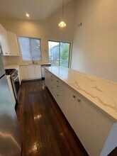 1922 Filbert St in Oakland, CA - Building Photo - Building Photo
