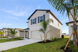 4027 San Felice Ln in North Fort Myers, FL - Building Photo - Building Photo