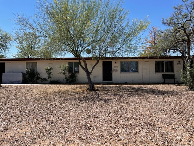 4206 E Los Robles St in Tucson, AZ - Building Photo - Building Photo