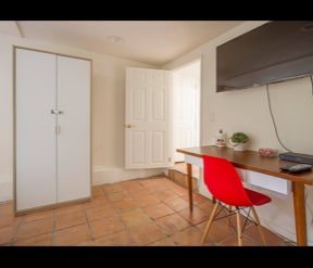 1594 Manning Ave, Unit 1594.5