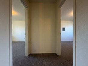 2304 Arbutus St in Eureka, CA - Building Photo - Building Photo