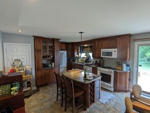 1576 Maxime St in Ottawa, ON - Building Photo - Building Photo