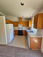 309 Garfield St in Medford, OR - Building Photo - Building Photo