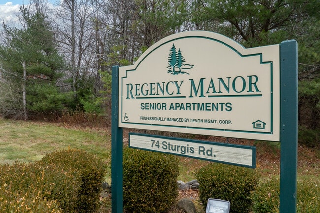 Regency Manor in Monticello, NY - Building Photo - Building Photo