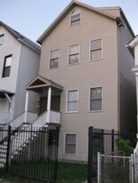 3107 N Southport Ave, Unit 1 in Chicago, IL - Building Photo
