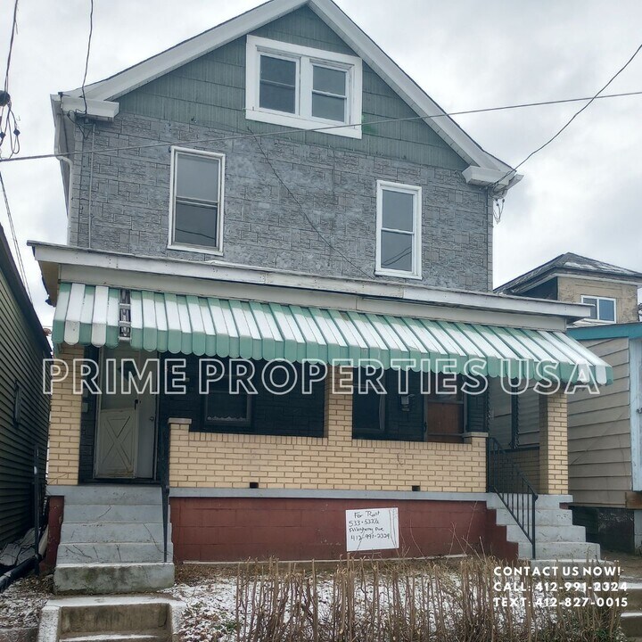 533 Allegheny Ave, Unit 533 in Glassport, PA - Building Photo