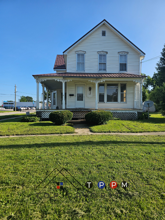 600 2nd St SE in Independence, IA - Building Photo