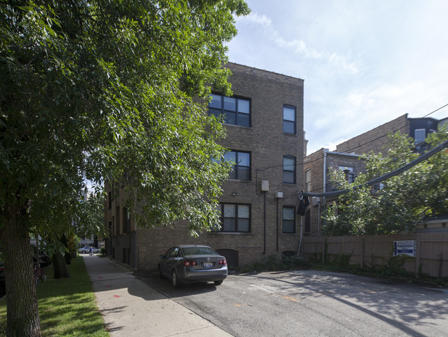 Elaine Place in Chicago, IL - Building Photo - Building Photo