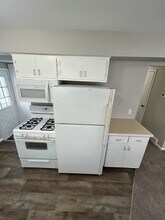 2450 Porter St SW in Wyoming, MI - Building Photo - Building Photo