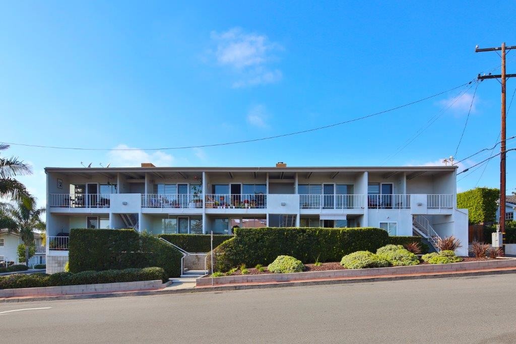 9 Units- Laguna Beach in Laguna Beach, CA - Building Photo