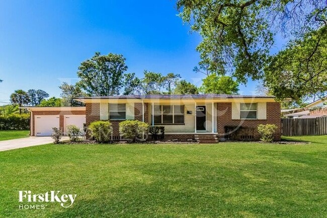 property at 1006 Brookmont Ave E