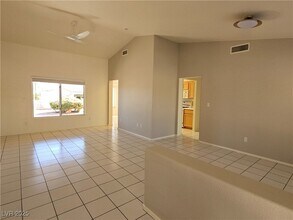 2730 Darby Falls Dr in Las Vegas, NV - Building Photo - Building Photo