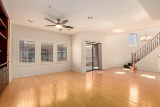3935 E Rough Rider Rd in Phoenix, AZ - Building Photo - Building Photo