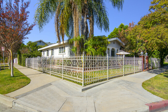 5903 Lemp Ave in North Hollywood, CA - Building Photo - Building Photo