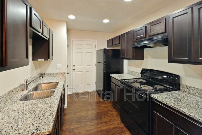 8089 Firetower Rd in Jacksonville, FL - Building Photo - Building Photo