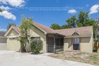 8512 Misty River Ct in Tampa, FL - Building Photo - Building Photo
