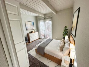 425 E Fountain Pl in Manitou Springs, CO - Foto de edificio - Building Photo