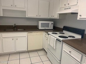 2416 Barley Club Ct in Orlando, FL - Building Photo - Building Photo