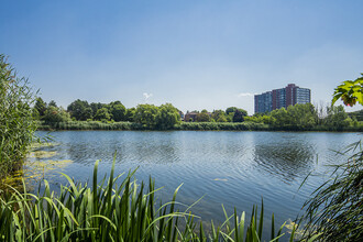 Meadowvale Gardens Apartment in Mississauga, ON - Building Photo - Building Photo