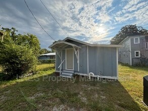 710 Cypress Ave in Sanford, FL - Building Photo - Building Photo