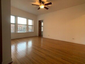 4702 N Winchester Ave in Chicago, IL - Building Photo - Building Photo