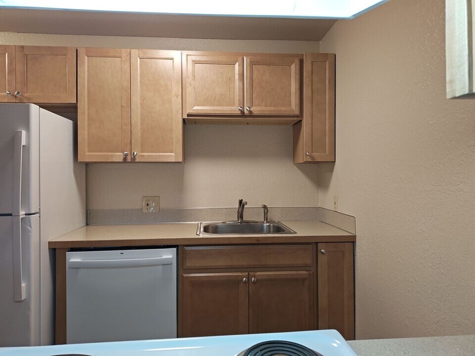 1301 N 26th St in Mount Vernon, WA - Building Photo