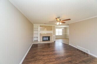 5180 Plum Tree Dr in Southaven, MS - Building Photo - Building Photo