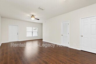 300 Southern Branch Ln in Jacksonville, FL - Building Photo - Building Photo