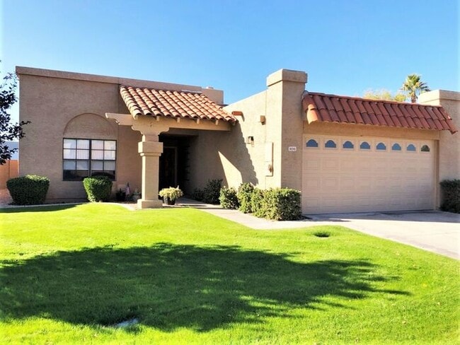 9019 E Winchcomb Dr in Scottsdale, AZ - Building Photo - Building Photo