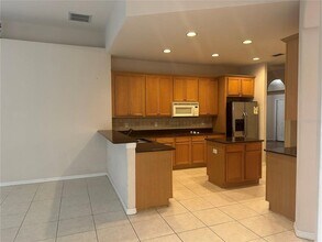 10645 Weeping Elm Bend in Land O Lakes, FL - Building Photo - Building Photo