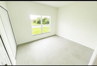 4107 19th St SW in Lehigh Acres, FL - Building Photo - Building Photo