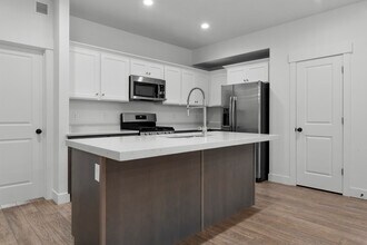 2970 Richmond View Ct in Salt Lake City, UT - Building Photo - Building Photo