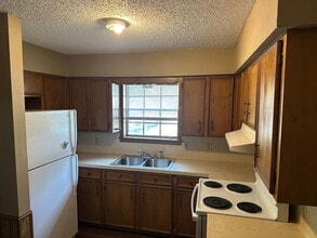 813 Wells St in Nacogdoches, TX - Building Photo - Building Photo