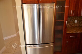 21529 SW 88th Ave in Cutler Bay, FL - Foto de edificio - Building Photo