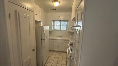 6032 Marquita Ave in Dallas, TX - Building Photo - Building Photo