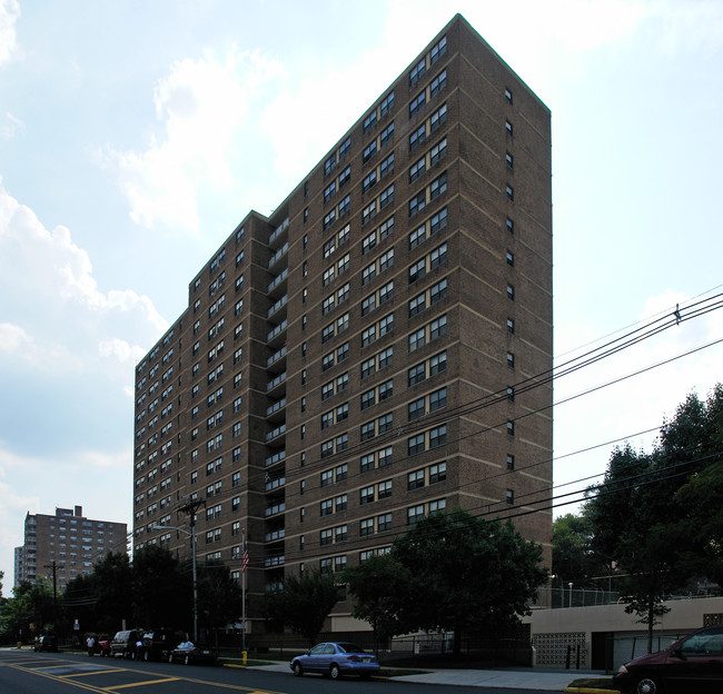 Wesley Towers in Newark, NJ - Building Photo - Building Photo