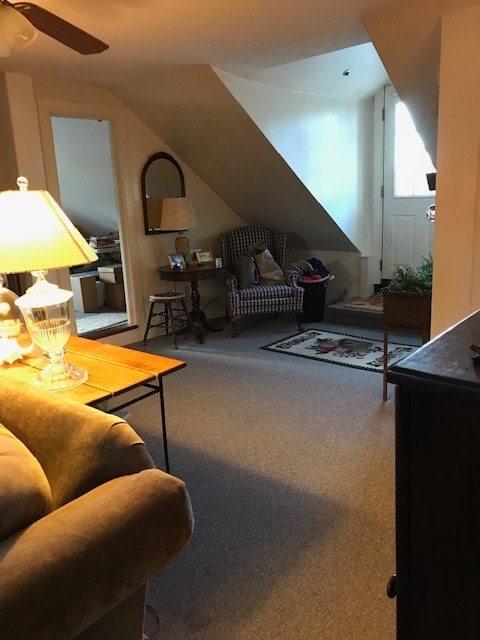 5 North St, Unit 3 in Grafton, MA - Foto de edificio - Building Photo