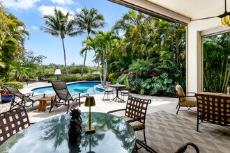 6700 Fox Hollow Dr in West Palm Beach, FL - Building Photo - Building Photo