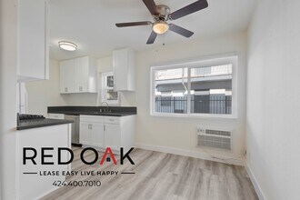 14766 Delano St in Los Angeles, CA - Building Photo - Building Photo