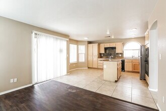 2317 Homeland St in Las Vegas, NV - Building Photo - Building Photo