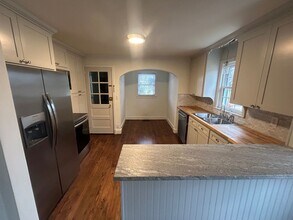 939 Central Dr in West Columbia, SC - Building Photo - Building Photo