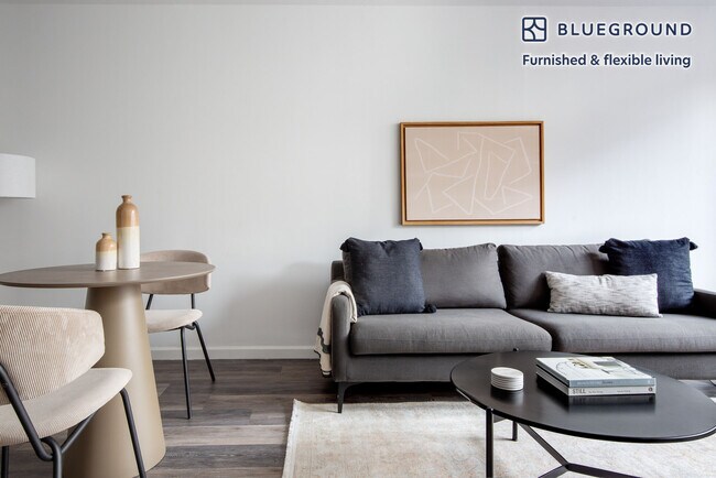 229 Chrystie St in New York, NY - Building Photo - Building Photo