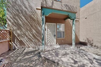 1700 Violetas Rd NW in Albuquerque, NM - Building Photo - Building Photo