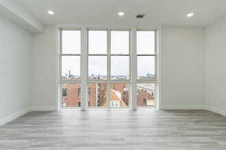 144 Bergen Ave, Unit 4D in Jersey City, NJ - Building Photo - Building Photo