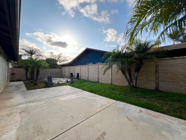 928 Whaley St in Oceanside, CA - Building Photo - Building Photo