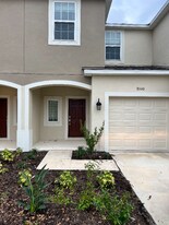 8640 Lunar Skye St in Sarasota, FL - Building Photo