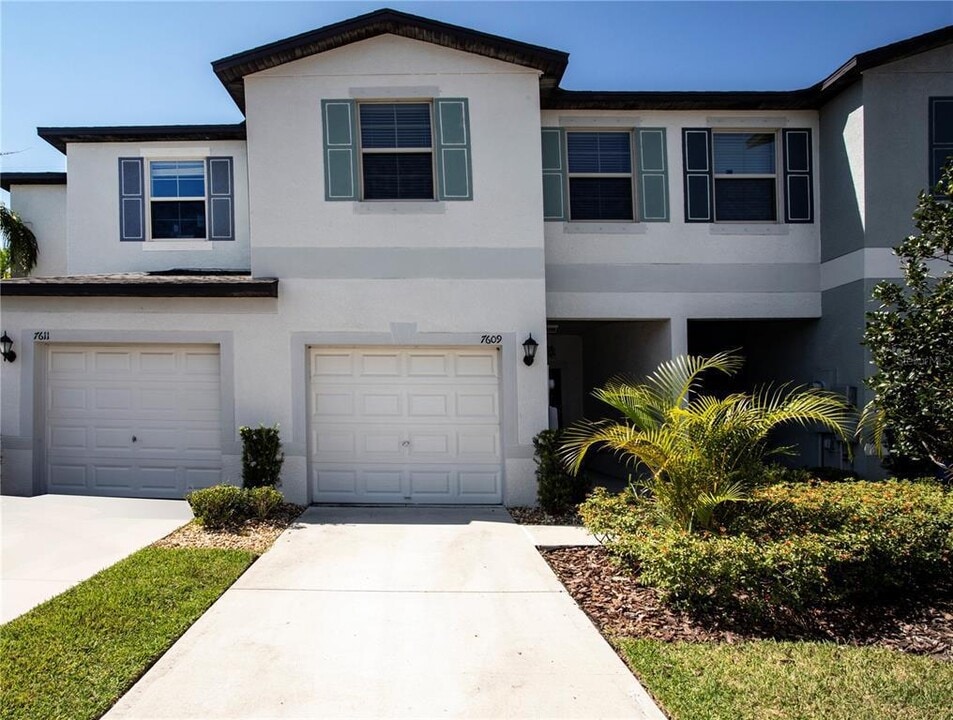 7609 Ginger Lily Ct in Tampa, FL - Foto de edificio
